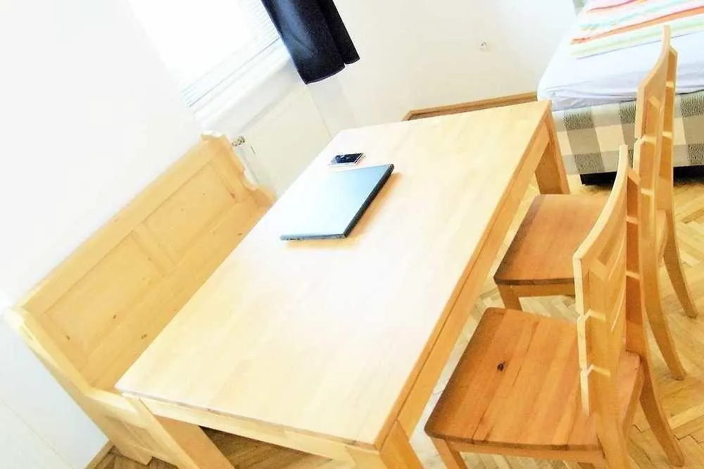 Design Apartment Schoenbrunn Vienna 0*,  Austria