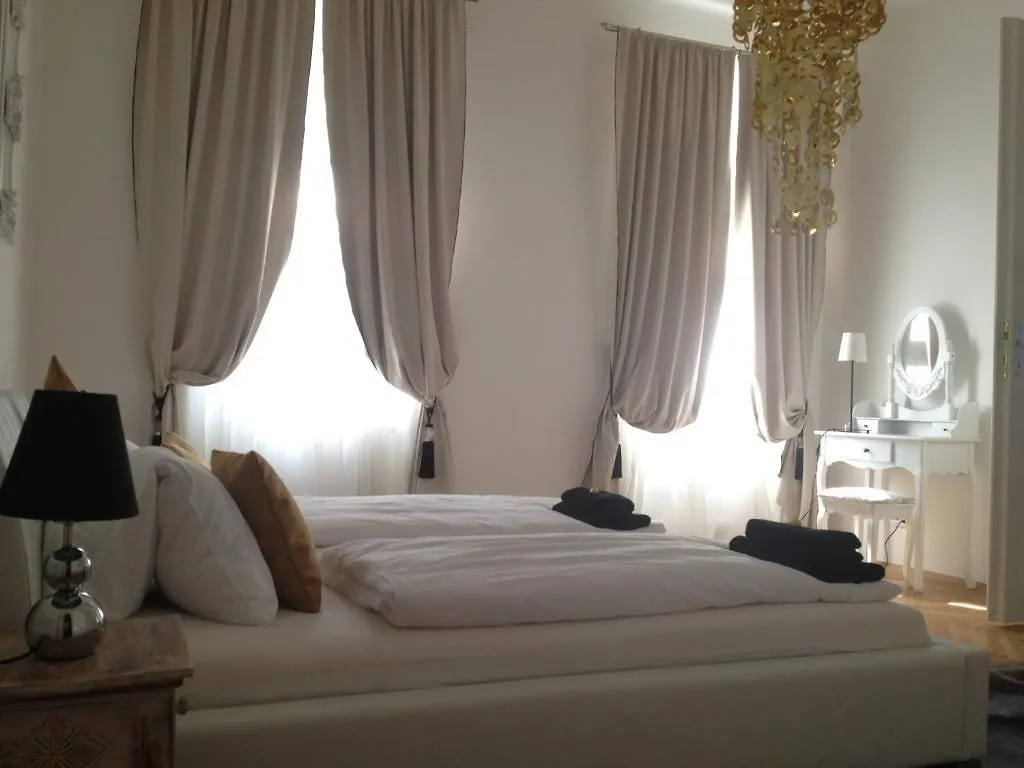 Design Apartment Schoenbrunn Vienna 0*,  Austria